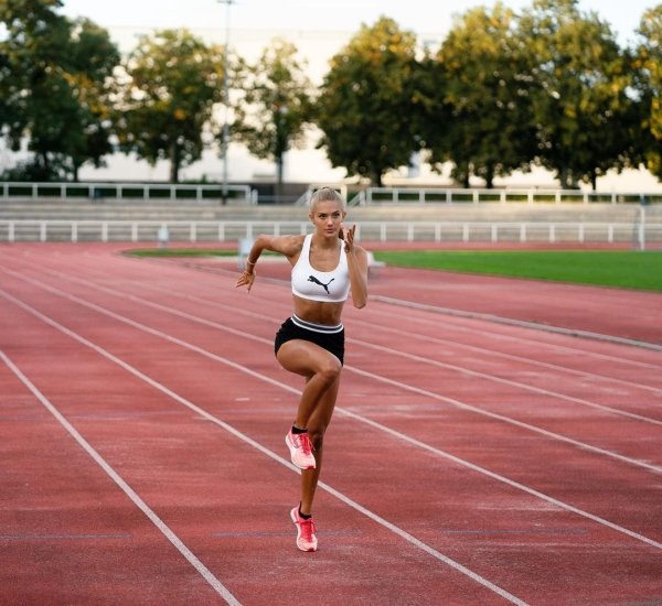 Olympic runner Alica Schmidt has been crowned the ‘World’s Sexiest Athlete’ (38 Photos) 23
