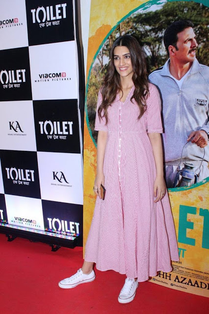 Kriti Sanon Stills At Hindi Movie Special Screening 5