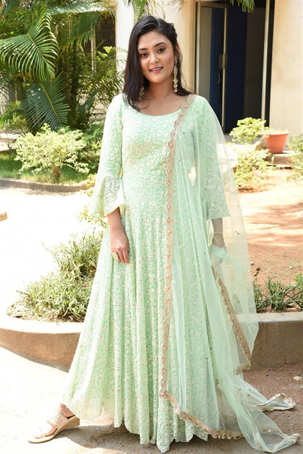 Actress Megha Chowdhury Latest Cute Photoshoot Pics 14