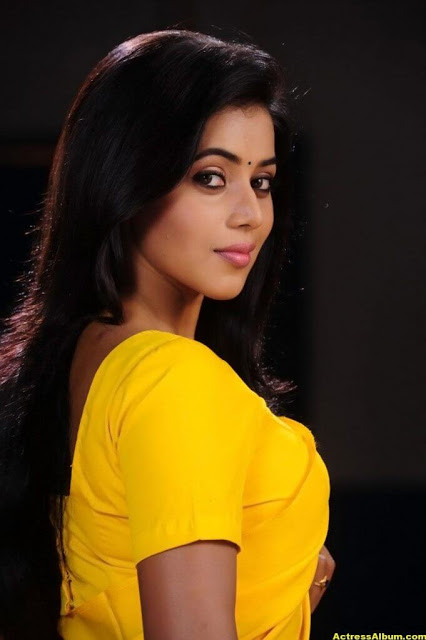 Actress Poorna Latest Stunning Pics In Yellow Saree 18