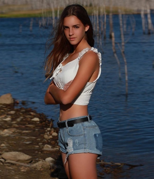 White t-shirt contest, who’s in? (40 Photos) 318