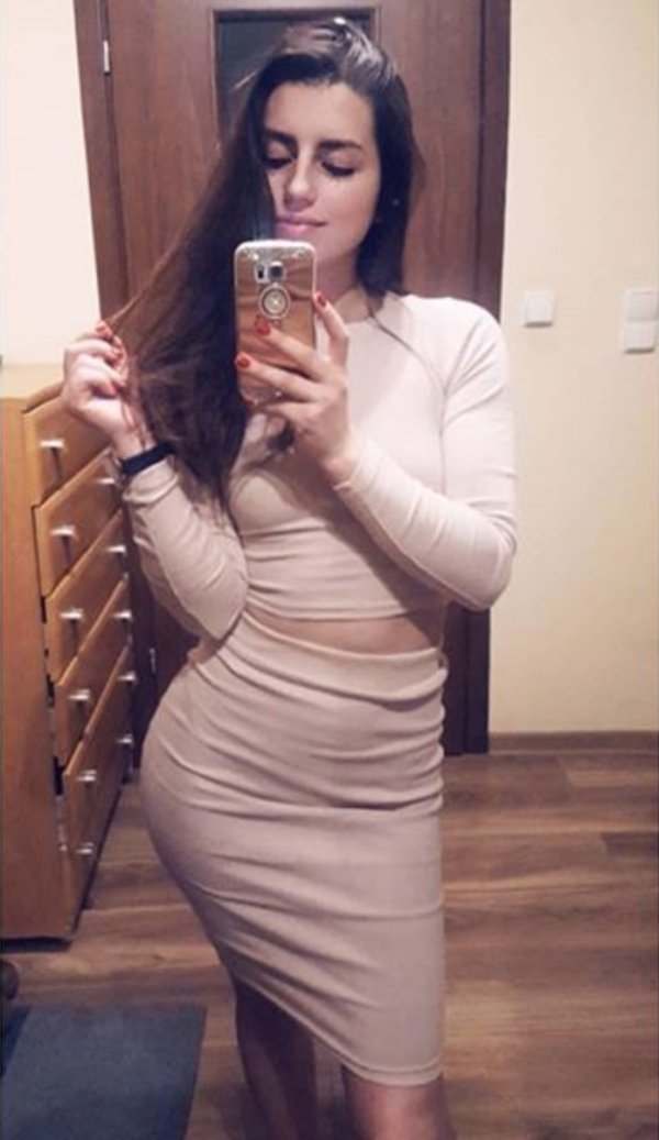 Late night sexy Mirror selfies on the wall…show us the best of ‘em all (100 Photos) 434