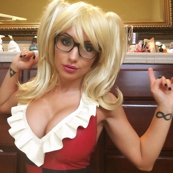 Let’s just give Liz Katz the cosplayer of the year award now (37 Photos) 51