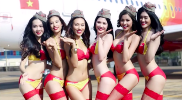 VietJet airline has bikini dressed flight attendants (photos/video) 5
