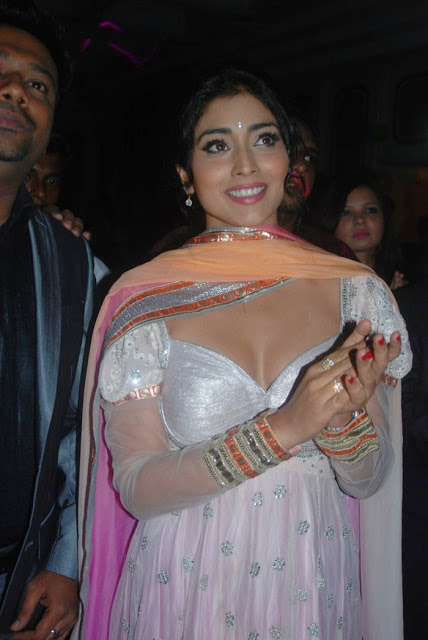 Actress Shriya Saran Latest Hot Pics 5