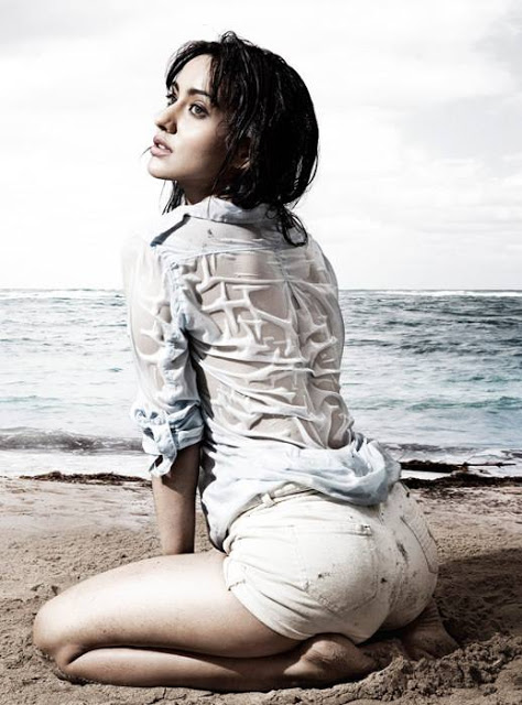 Actress Neha Sharma Latest Hot Photoshoot Pics 7