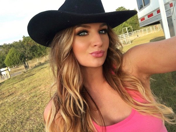 Give me that sexy country girl look (129 Photos) 5