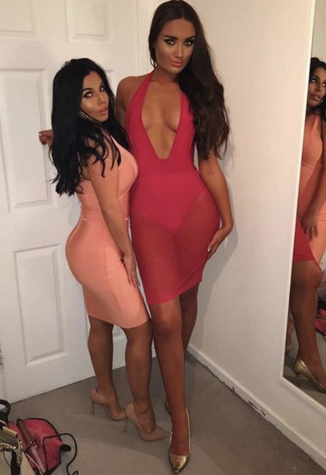 Cute Girls Wearing Super Tight Dresses. Dresses so tight, you’ll lose circulation (51 Photos) 55