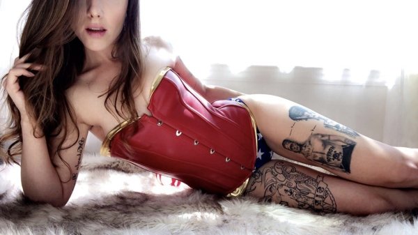 Sexy Cosplay Lingerie Girl Photos OliveP Fit Body Tattoos.Mirror-mirror on the wall, show us the 69-sexiest reflections of them all (69 Photos) 155
