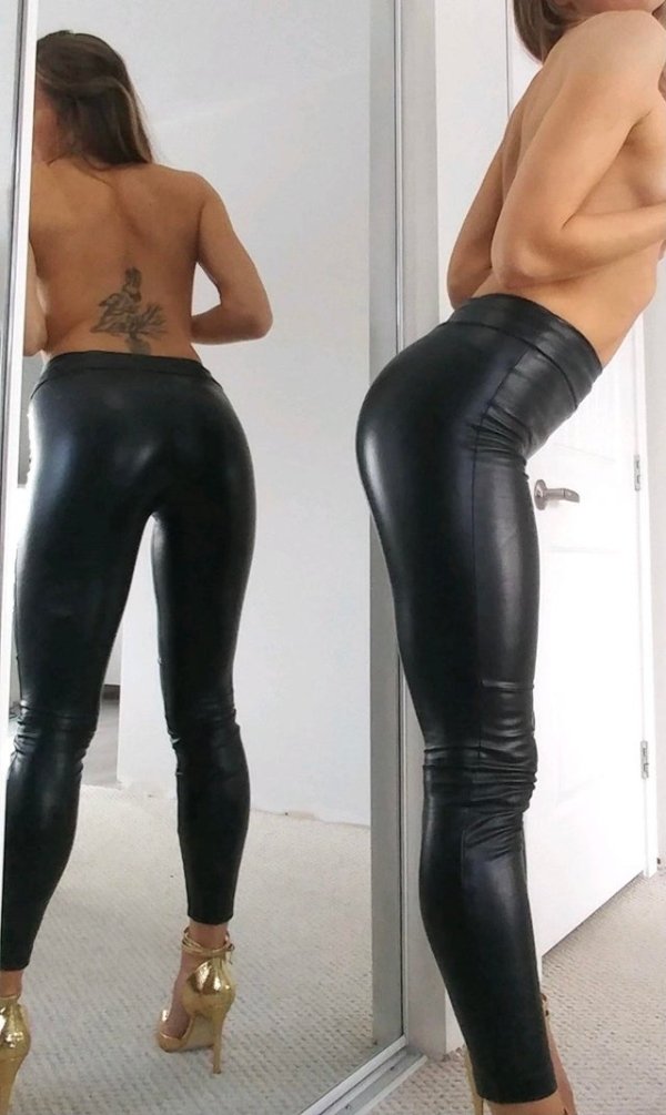 The Hottest Girls In Latex And Leather 37