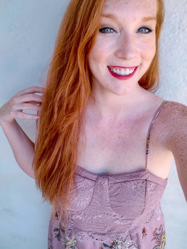 Beautiful blue eyed ginger with a sexy cherry on top. Redhead Sexy Hot Girl Photos Freckles Ginger Smile(43 Photos) 72