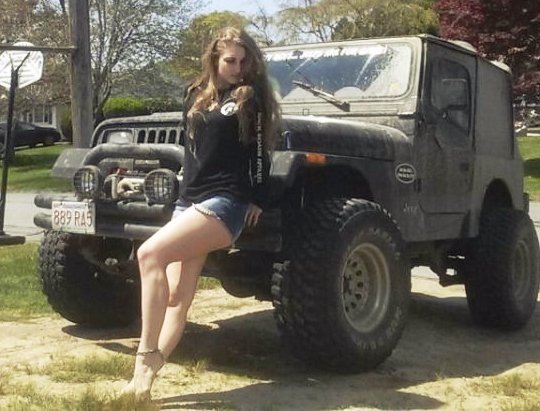 Dirty hot Jeep chicks are back (98 Photos) 266