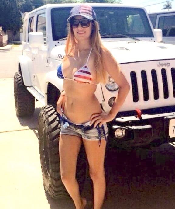 Jeeps Sexy Hot Country Girls Photos Out Doors Chicks Off Road Pictures (69 Photos JEEP chicks ) 68