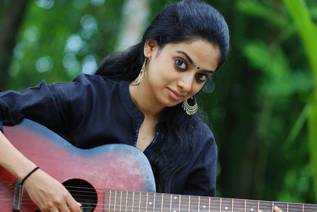 Tamil Actress Gauthami Nair Latest Pics 15