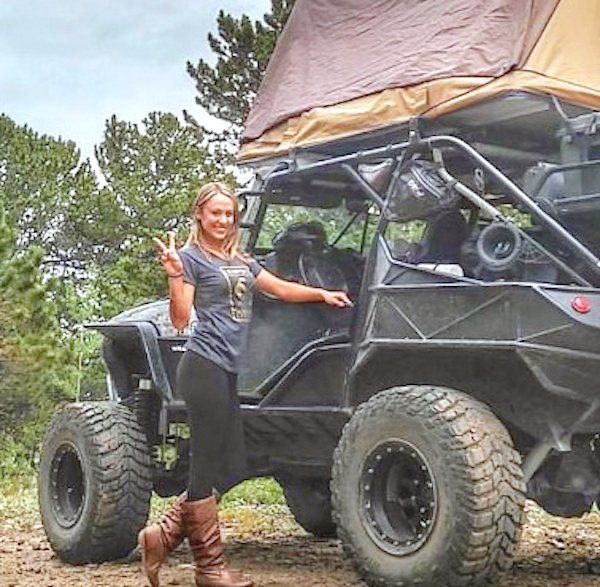 Jeeps Sexy Hot Country Girls Photos Out Doors Chicks Off Road Pictures (69 Photos JEEP chicks ) 141