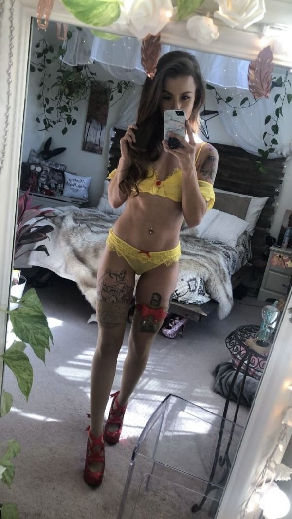Sexy Cosplay Lingerie Girl Photos OliveP Fit Body Tattoos.Mirror-mirror on the wall, show us the 69-sexiest reflections of them all (69 Photos) 48