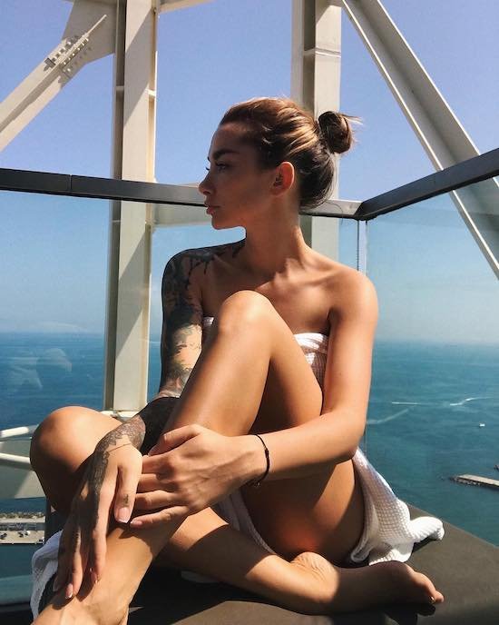 Legs so long you’ll forget it’s Monday (53 Photos) XCHARX 809
