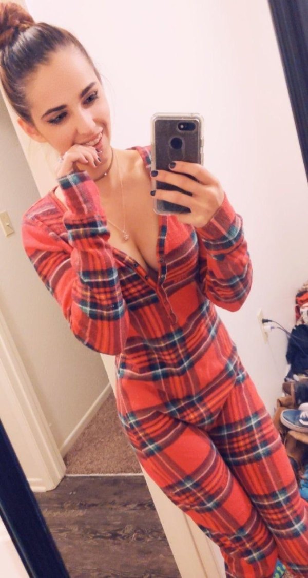 Pajamas are sexier than lingerie, change my mind (37 Photos) 30