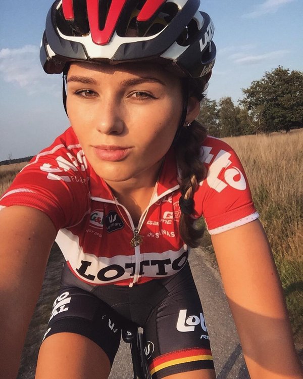 Sporty Girlsin Instagram: Pro cyclist Puck Moonen is riding her way into our hearts, sport legend (52 Photos) 126