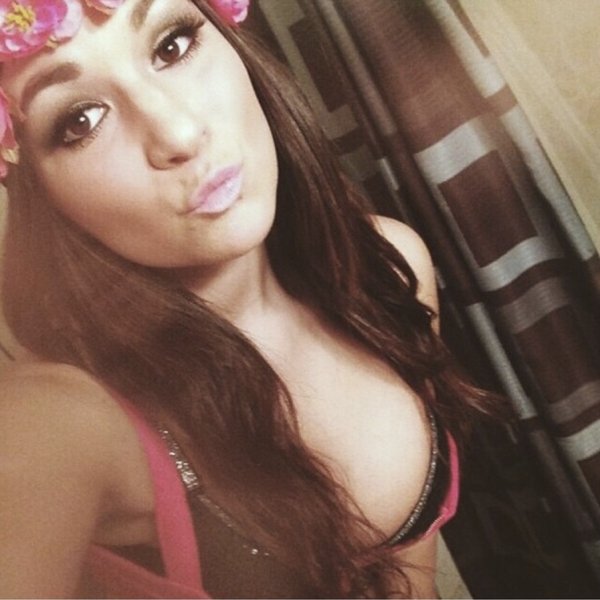 Rave Girls that would make rave music bearable (36 photos) 21