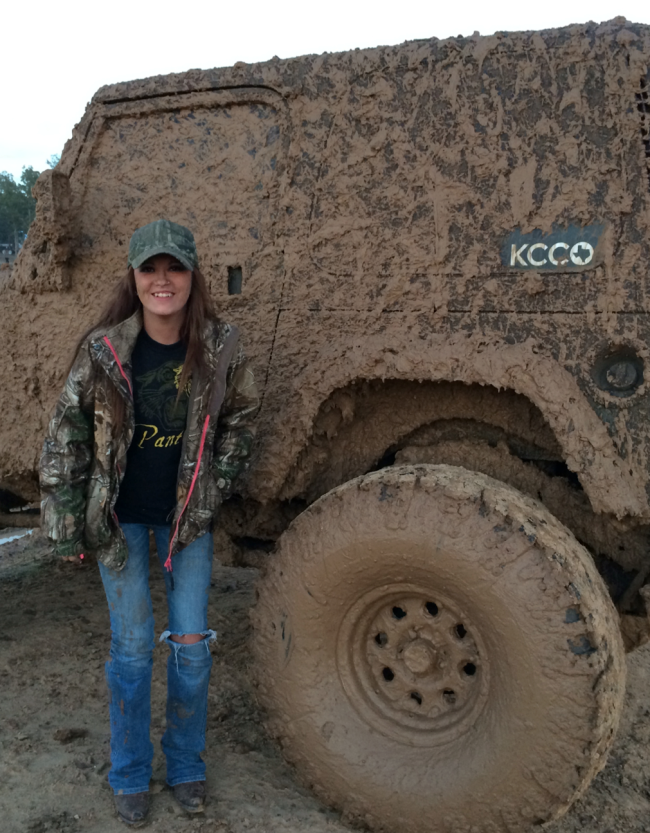 Dirty hot Jeep chicks are back (98 Photos) 282