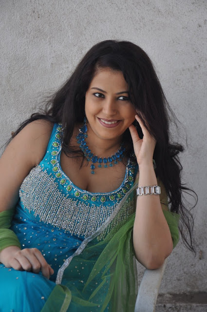 Tamil Actress Anusha Hot Stills in Chudidar Dress at Vaazhum Deivam Movie Launch 3