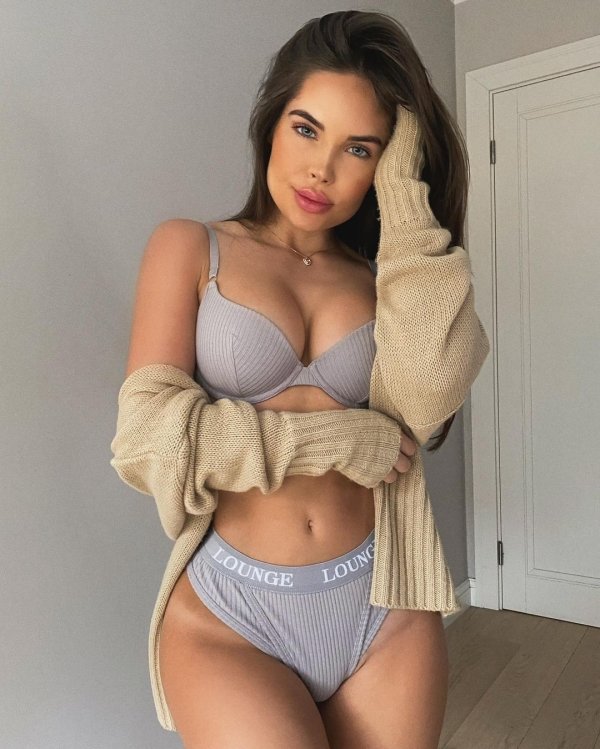 Pajamas are sexier than lingerie, change my mind (37 Photos) 3