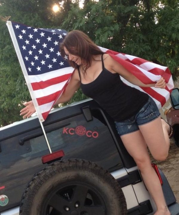 Dirty hot Jeep chicks are back (98 Photos) .