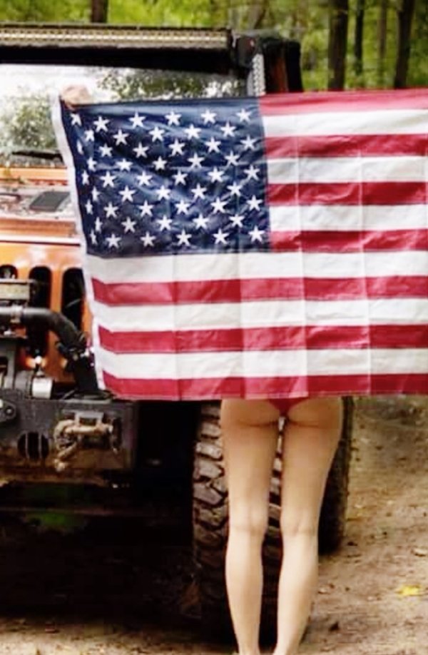 Dirty hot Jeep chicks are back (98 Photos) 254