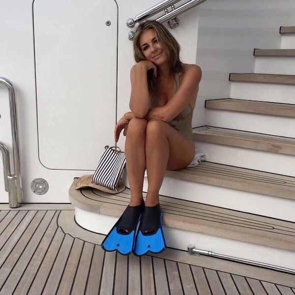 55-year-old Elizabeth Hurley is still a smoke, proves cyborgs are real (14 Photos) 308