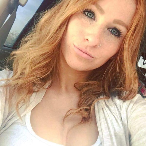 Smokin’ hot redheads on a sizzling late-summer day (40 Photos) 17