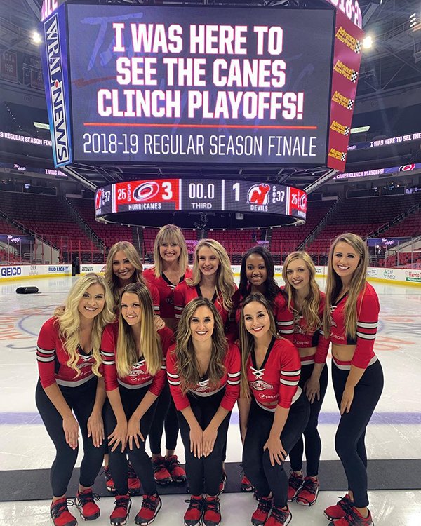 These puck bunnies are ready for Round 2 of the Stanley Cup Playoffs (28 Photos) 12