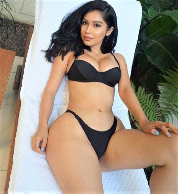 The Latinas women are here to sweep you off your feet (69 Photos) 102