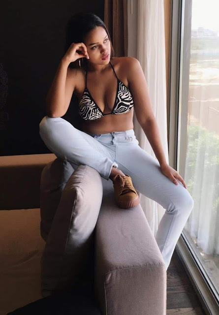 Bpllywood Singer Anaika Nair Hot Poses 10