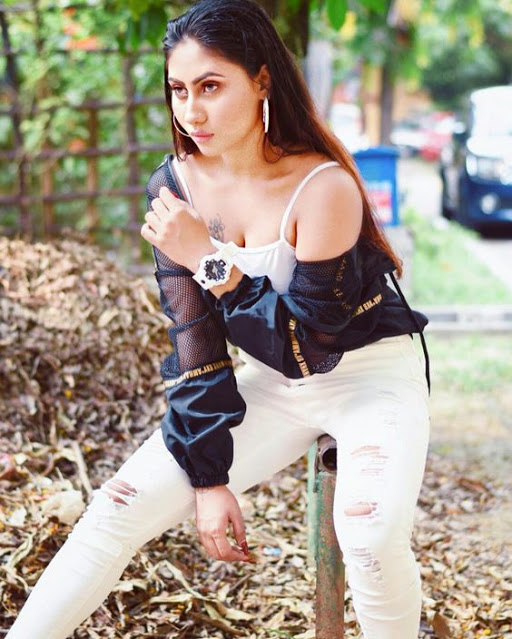 Model Dimplez Danny Latest Hot Pics Shared On Insta 48