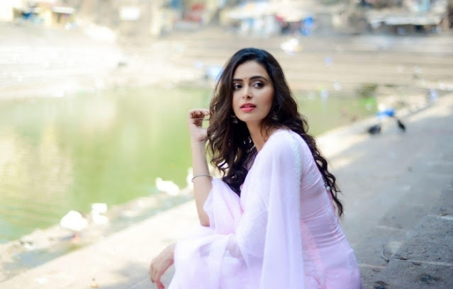 Actress Meenakshi Dixit Latest Cute Photoshoot Pics 39