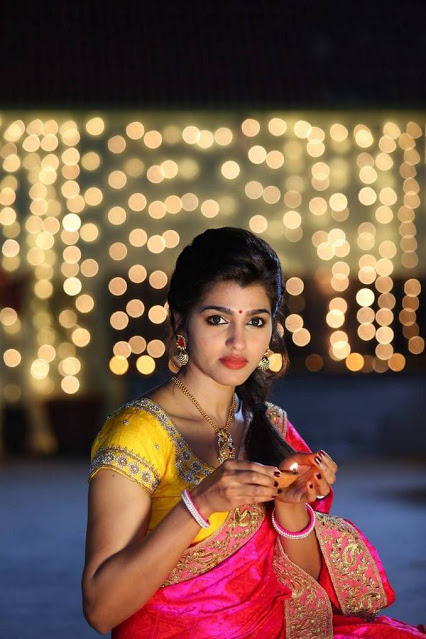 Actress Sai Dhansika Latest Pics In Saree 22