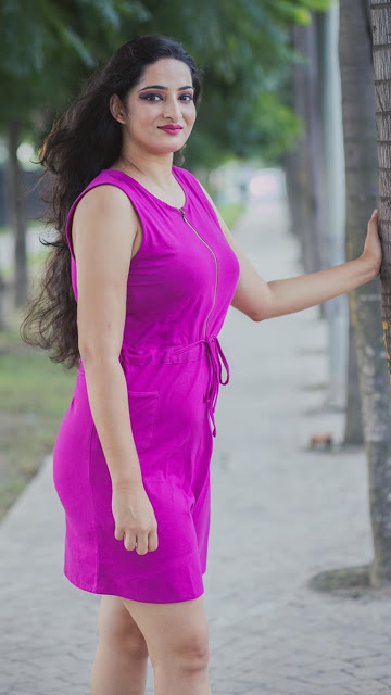 Desi Model Srijitha Latest Hot Photoshoot Pics 4