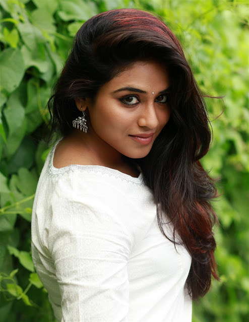 Tamil Actress Indhuja Ravichandran Latest Cute Pics 3