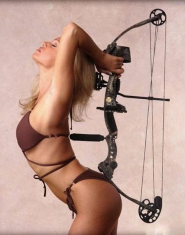 Pics of Sexy Hot Archery Bow Arrow Hunting Girls (57 Photos) 28