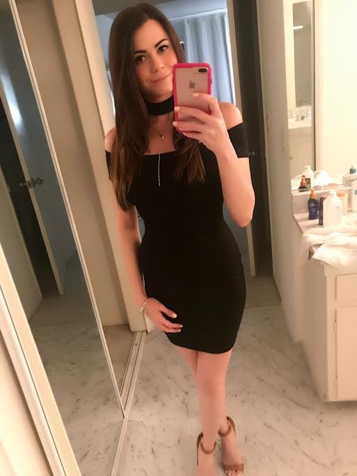 Girls Wearing Tight Dresses Look Sexy (50 Photos) 45