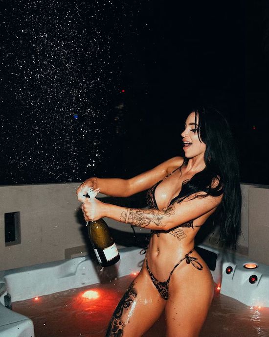 INSTA BABE OF THE DAY – 23