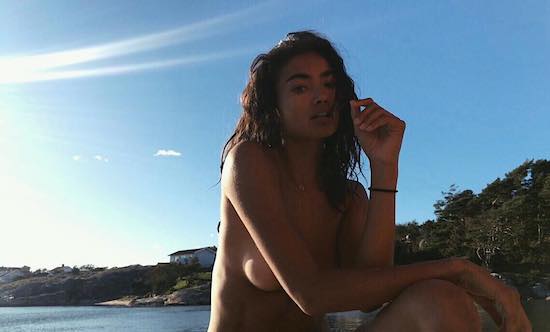 INSTA BABE OF THE DAY – KELLY GALE 224