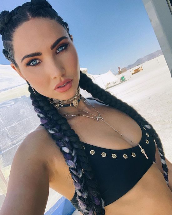 INSTA BABE OF THE DAY – JESSICA GREEN 25