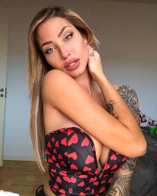 INSTA BABE OF THE DAY – ZHARA NILSSON 29