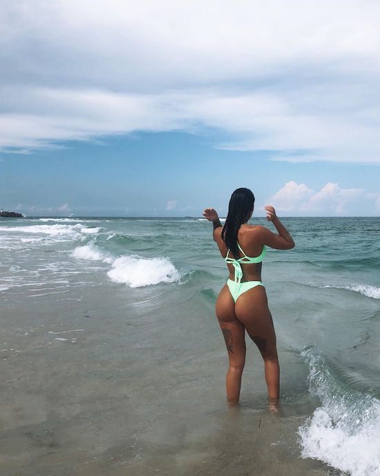 INSTA BABE OF THE DAY – AMIE FITNESS 19