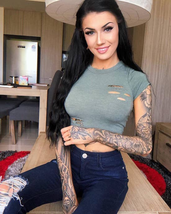 INSTA BABES OF THE DAY – TATTOOED HOTTIES 202