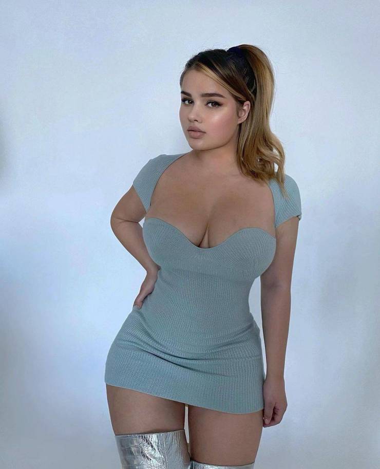 The Hottest Girls Wearing Tight Dresses 24