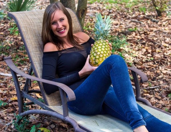 Many Sexy girls and pineapples are a tasty combination (49 Photos) 29