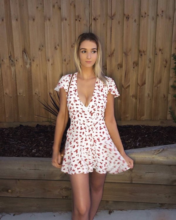 Sexy Sundresses Are A Girl’s Best Friend (41 Photos) 486